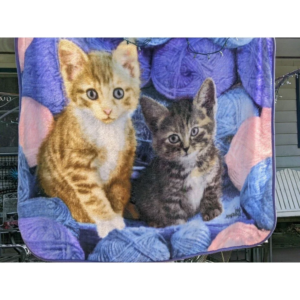 Greg Cuddiford Blanket Throw Two Kittens Cats Yarn Northwest 50 x 60
